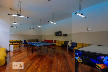 Apartamento para alugar com 36m², 2 quartos e sem vaga Apartamento para alugar com 36m², 2 quartos e sem vagaSalao de Jogos