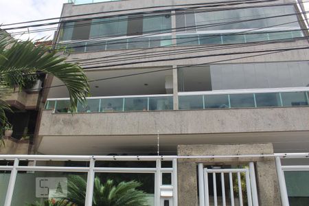 Apartamento à venda com 380m², 4 quartos e 3 vagasFachada
