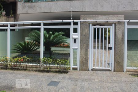 Apartamento à venda com 380m², 4 quartos e 3 vagasFachada