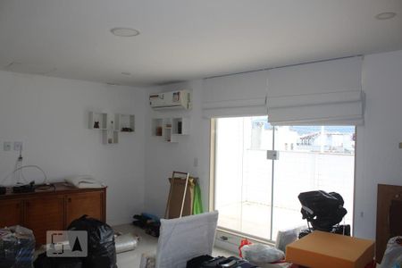 Apartamento à venda com 380m², 4 quartos e 3 vagasSala - 2º Andar