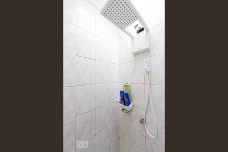 Casa de condomínio à venda com 220m², 3 quartos e 6 vagas Casa de condomínio à venda com 220m², 3 quartos e 6 vagasSuite