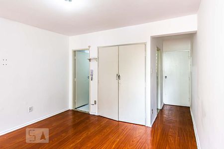 Sala de kitnet/studio para alugar com 1 quarto, 32m² em Vila Buarque, São Paulo