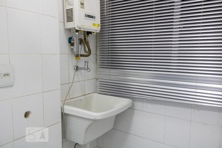 Apartamento à venda com 104m², 3 quartos e 1 vagaÁrea de Serviço