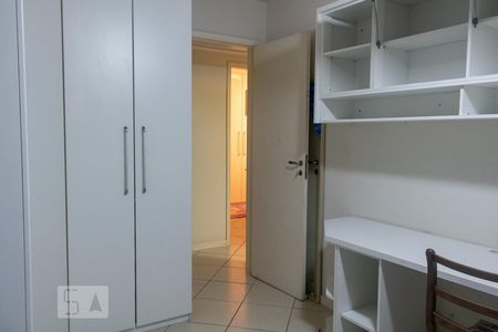 Apartamento à venda com 104m², 3 quartos e 1 vagaQuarto 2