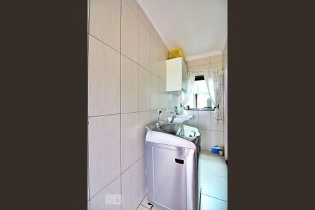 Casa à venda com 214m², 3 quartos e 2 vagasLavanderia