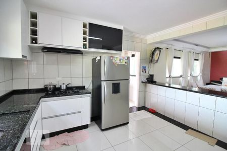 Casa à venda com 214m², 3 quartos e 2 vagasCozinha