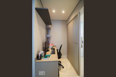 Apartamento à venda com 106m², 3 quartos e 2 vagas Apartamento à venda com 106m², 3 quartos e 2 vagasEscritório