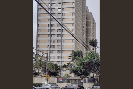 Apartamento à venda com 70m², 3 quartos e 1 vaga Apartamento à venda com 70m², 3 quartos e 1 vagaFachada