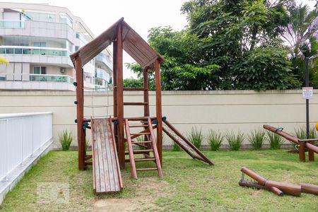 Apartamento à venda com 93m², 3 quartos e 2 vagasÁrea Comum - Playground