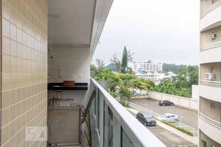 Apartamento à venda com 93m², 3 quartos e 2 vagasVaranda
