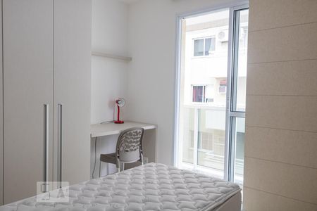 Apartamento à venda com 93m², 3 quartos e 2 vagasQuarto 2