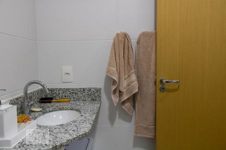 Apartamento à venda com 93m², 3 quartos e 2 vagasBanheiro da Suíte