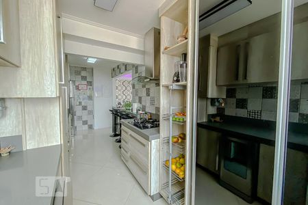 Apartamento à venda com 189m², 3 quartos e 3 vagasCozinha
