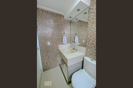 Apartamento à venda com 189m², 3 quartos e 3 vagasBanheiro da Suite