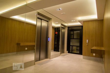 Studio à venda com 26m², 1 quarto e sem vagaHall social