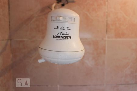 Chuveiro do Banheiro de casa para alugar com 1 quarto, 42m² em Jardim Nossa Senhora do Carmo, São Paulo