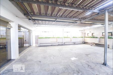 Apartamento à venda com 300m², 4 quartos e 2 vagas Apartamento à venda com 300m², 4 quartos e 2 vagasÁrea comum - Churrasqueira