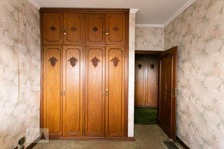 Apartamento à venda com 300m², 4 quartos e 2 vagas Apartamento à venda com 300m², 4 quartos e 2 vagasQuarto 1