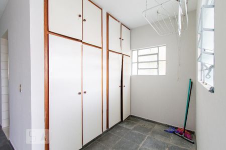Casa para alugar com 100m², 2 quartos e sem vaga Casa para alugar com 100m², 2 quartos e sem vagaÁrea de Serviço