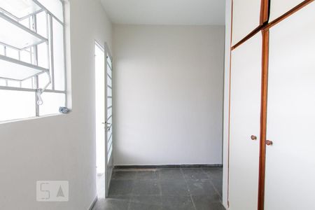Casa para alugar com 100m², 2 quartos e sem vaga Casa para alugar com 100m², 2 quartos e sem vagaÁrea de Serviço