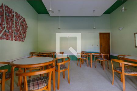 Apartamento para alugar com 50m², 1 quarto e 1 vaga Apartamento para alugar com 50m², 1 quarto e 1 vagaSala de Jogos