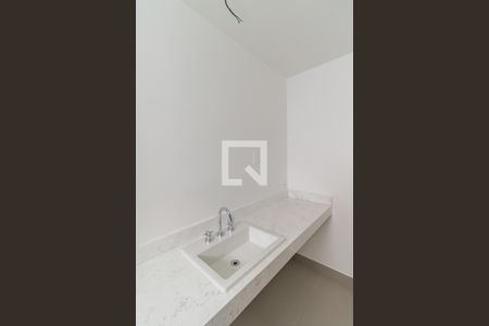 Apartamento à venda com 275m², 4 quartos e 4 vagas Apartamento à venda com 275m², 4 quartos e 4 vagasBanheiro da suíte máster