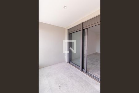 Apartamento à venda com 275m², 4 quartos e 4 vagas Apartamento à venda com 275m², 4 quartos e 4 vagasVaranda da suíte máster