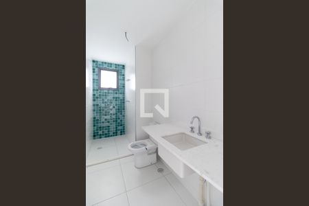 Apartamento à venda com 275m², 4 quartos e 4 vagas Apartamento à venda com 275m², 4 quartos e 4 vagasBanheiro do closet da suíte máster