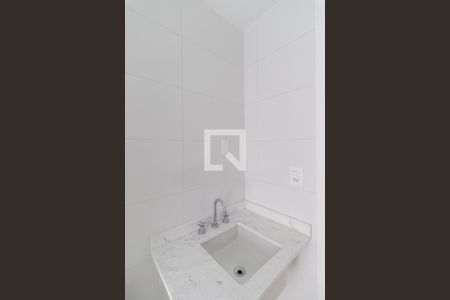 Apartamento à venda com 275m², 4 quartos e 4 vagas Apartamento à venda com 275m², 4 quartos e 4 vagasBanheiro da suíte 2