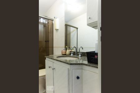 Apartamento à venda com 200m², 4 quartos e 3 vagasBanheiro