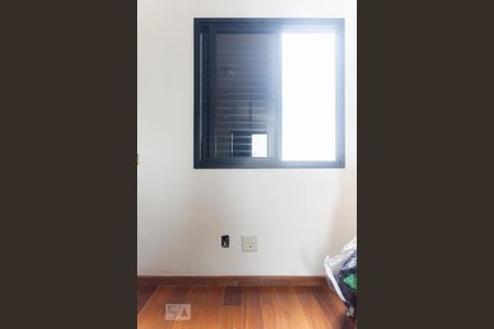 Apartamento à venda com 200m², 4 quartos e 3 vagasQuarto 2