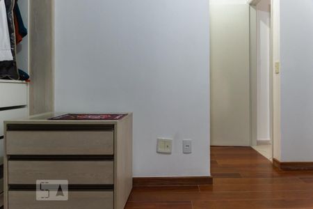 Apartamento à venda com 200m², 4 quartos e 3 vagasSuíte