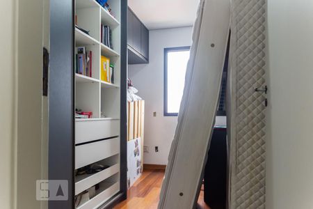 Apartamento à venda com 200m², 4 quartos e 3 vagasQuarto 1