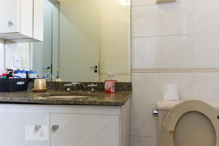 Apartamento à venda com 200m², 4 quartos e 3 vagasBanheiro da Suíte