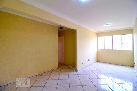 Sala de apartamento para alugar com 3 quartos, 72m² em Jardim Santo André, Santo André