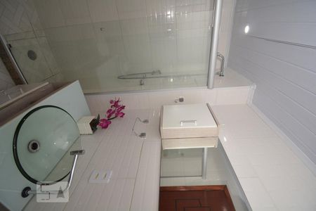 Apartamento à venda com 90m², 3 quartos e 1 vagaBanheiro da Suíte