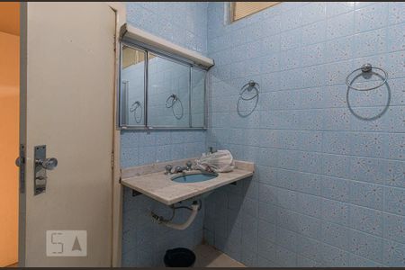 Apartamento à venda com 176m², 3 quartos e sem vaga Apartamento à venda com 176m², 3 quartos e sem vagaBanheiro Social