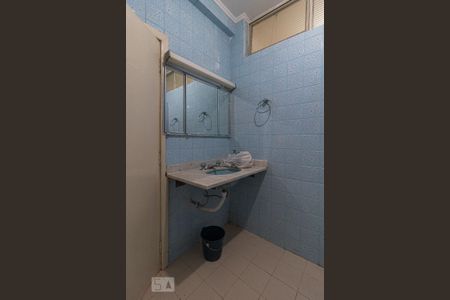 Apartamento à venda com 176m², 3 quartos e sem vaga Apartamento à venda com 176m², 3 quartos e sem vagaBanheiro Social