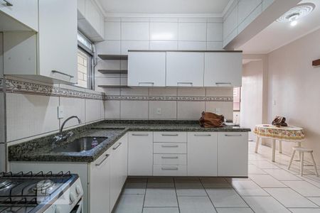 Apartamento à venda com 176m², 3 quartos e sem vaga Apartamento à venda com 176m², 3 quartos e sem vagaCozinha