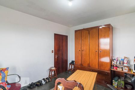 Casa à venda com 200m², 4 quartos e 4 vagas Casa à venda com 200m², 4 quartos e 4 vagasQuarto 4