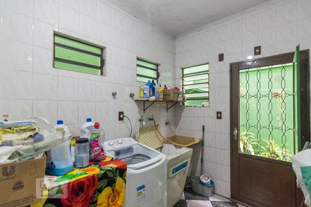 Casa à venda com 200m², 4 quartos e 4 vagas Casa à venda com 200m², 4 quartos e 4 vagasÁrea de Serviço