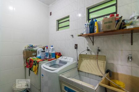 Casa à venda com 200m², 4 quartos e 4 vagas Casa à venda com 200m², 4 quartos e 4 vagasÁrea de Serviço