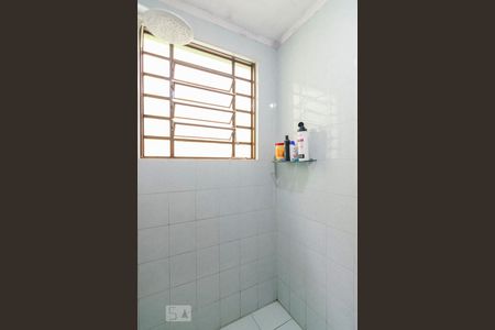 Casa à venda com 200m², 4 quartos e 4 vagas Casa à venda com 200m², 4 quartos e 4 vagasBanheiro