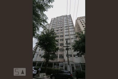 Apartamento à venda com 210m², 3 quartos e 2 vagas Apartamento à venda com 210m², 3 quartos e 2 vagasFachada do Prédio