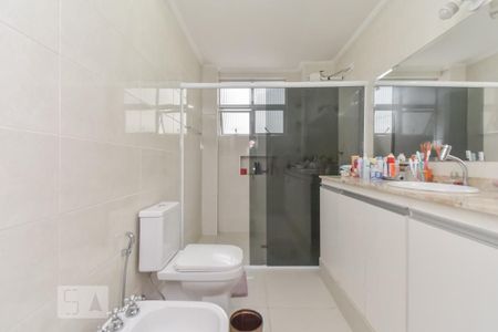 Apartamento à venda com 210m², 3 quartos e 2 vagas Apartamento à venda com 210m², 3 quartos e 2 vagasBanheiro do Quarto 3