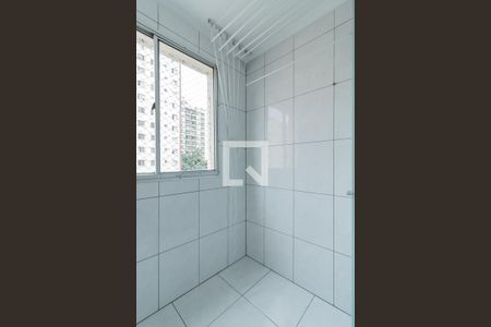 Apartamento à venda com 56m², 2 quartos e 1 vaga Apartamento à venda com 56m², 2 quartos e 1 vagaÁrea de Serviço