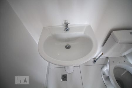 Apartamento à venda com 46m², 2 quartos e 1 vagaBanheiro - Torneira