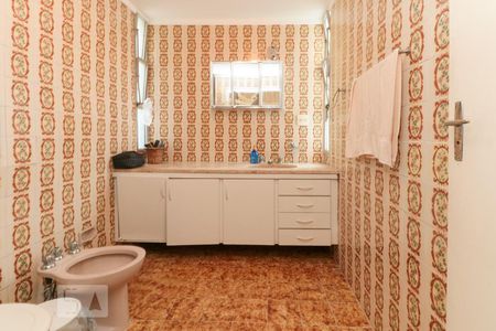 Apartamento para alugar com 100m², 2 quartos e 1 vaga Apartamento para alugar com 100m², 2 quartos e 1 vagaBanheiro