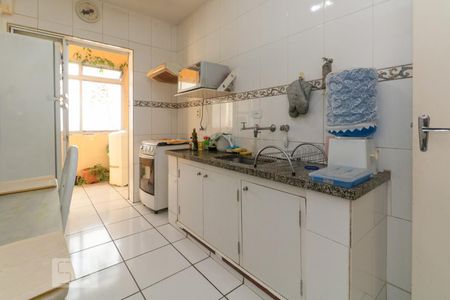 Apartamento para alugar com 100m², 2 quartos e 1 vaga Apartamento para alugar com 100m², 2 quartos e 1 vagaCozinha