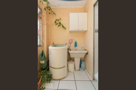 Apartamento para alugar com 100m², 2 quartos e 1 vaga Apartamento para alugar com 100m², 2 quartos e 1 vagaÁrea de serviço